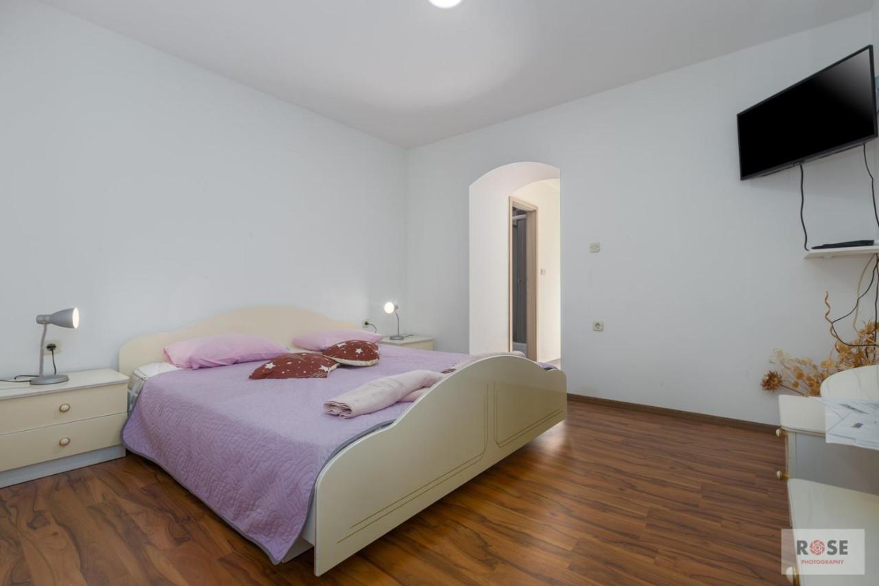 פורץ Apartment Laureta מראה חיצוני תמונה