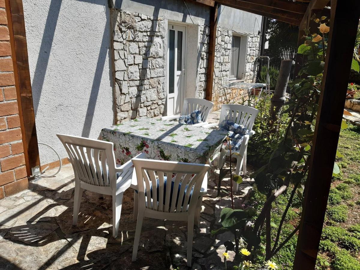 פורץ Apartment Laureta מראה חיצוני תמונה